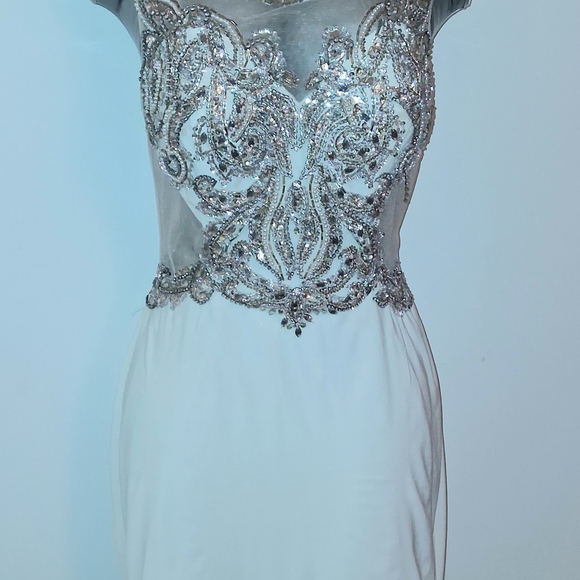 Elegant Cream and Gold Embellished Dress - Picture 3 of 9